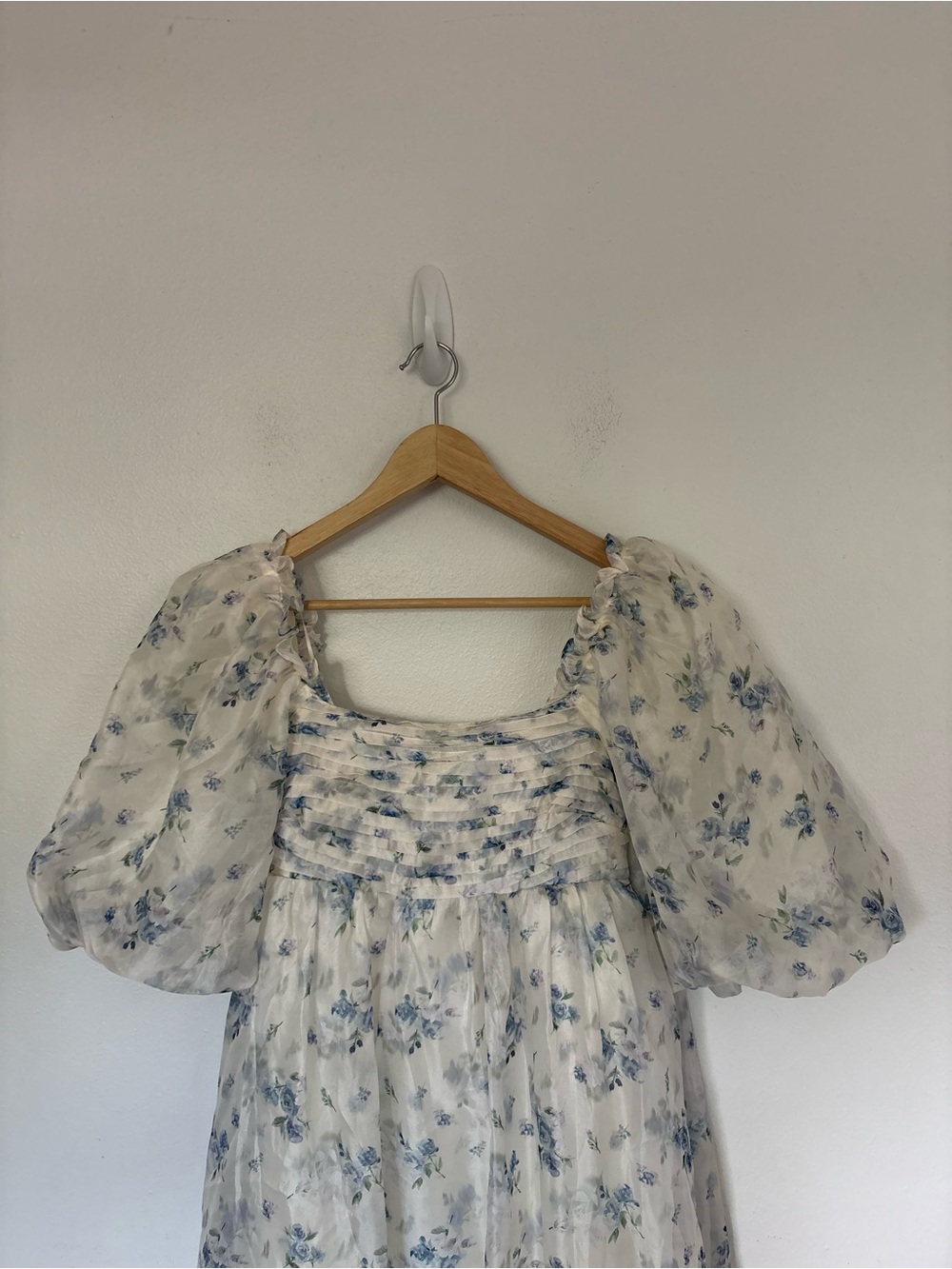 Worth Collective Romantic Flowy Ethereal Melody Maxi Dress Size Medium - Picture 3 of 13